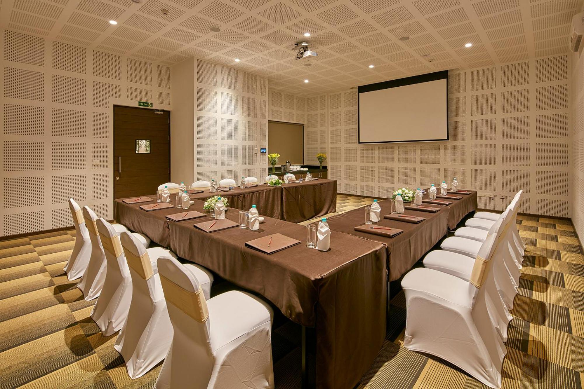 Signature Club Resort Devanahalli Exterior photo